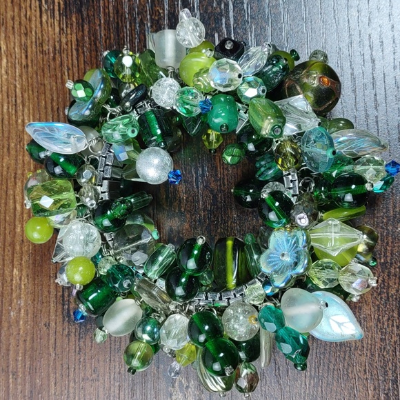 Cha Cha Bracelet - Picture 3 of 3